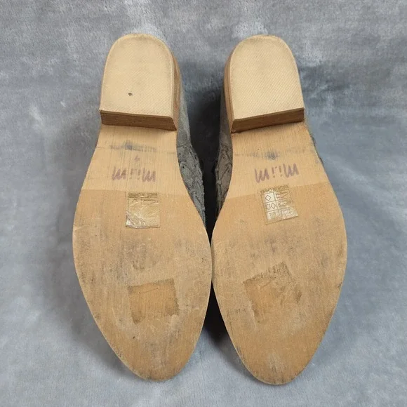 Mi.iM Boots Size 9M Green LAVIN Textured Chelsea Pull On Ankle Booties Boho-chic - Picture 10 of 10